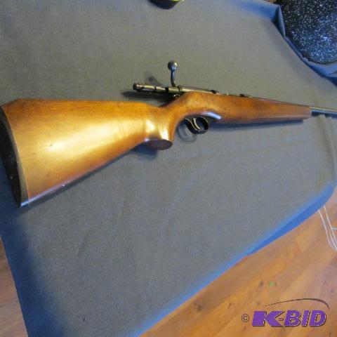 lot 5 image: Westernfield 410 Shot Gun