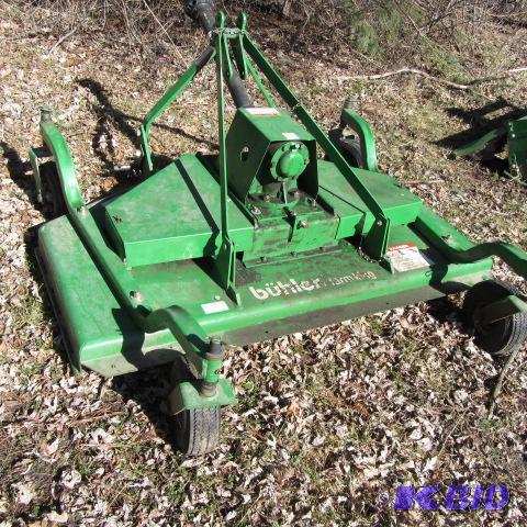 lot 7 image: Farm King Brush Hog
