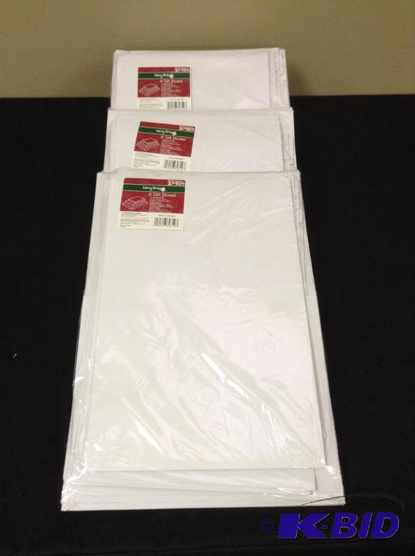 lot 23 image: 24 Merry Brite Gift Boxes