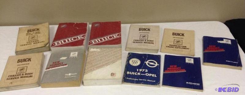 lot 50 image: 11 Vehicle Service Manuals