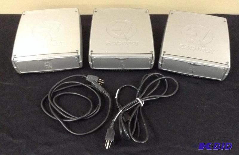 lot 53 image: 3 EzQuest External Firewire CD ROM Drives