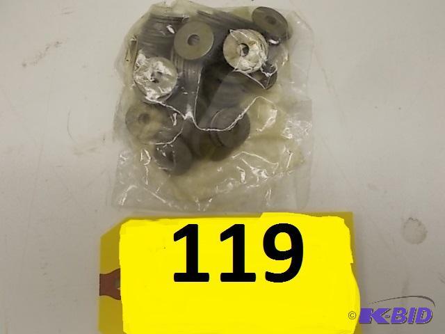 lot 119 image: 100 pk. No. 10 Fender Washers...