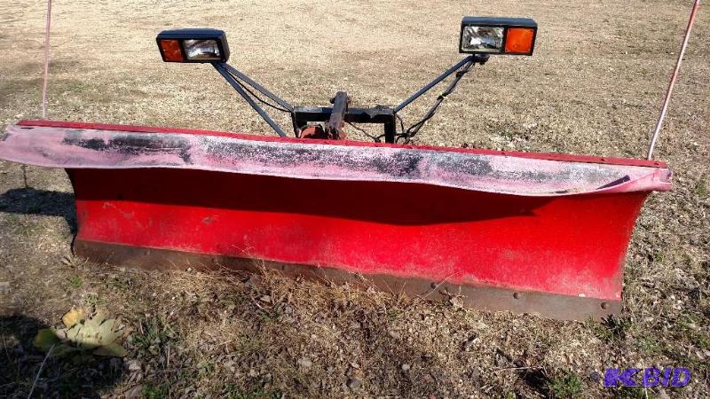lot 5 image: Western 8 Snow Plow with Pump & Lights...
