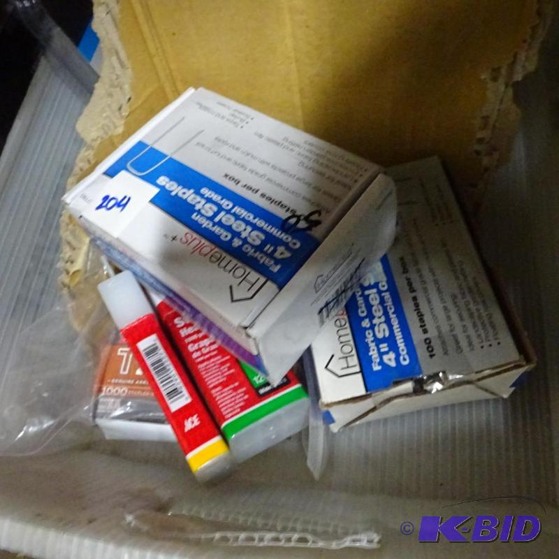 New large lot of staples including 2 boxes of...