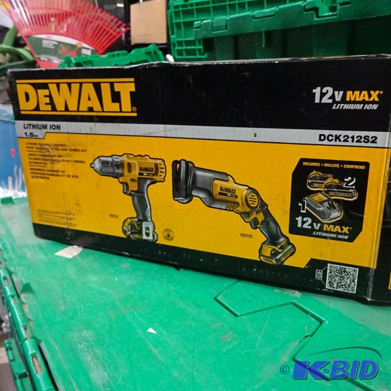 New Dewalt brand 12 volt max Lithium Ion dril...