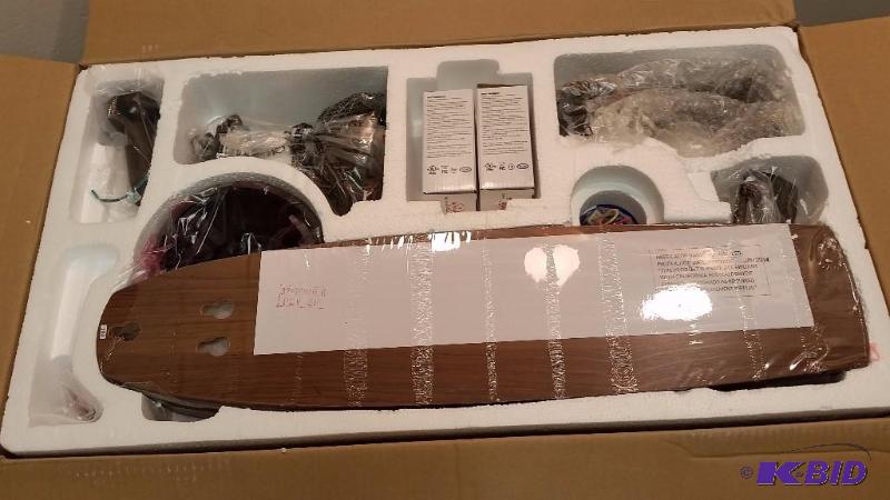 lot 41 image: Home 60 Ceiling fan Tratton No Globe  Customer return