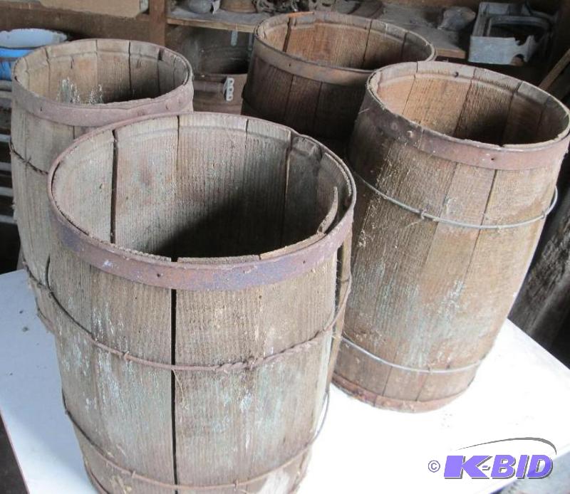 Lot of 4 wood holders...