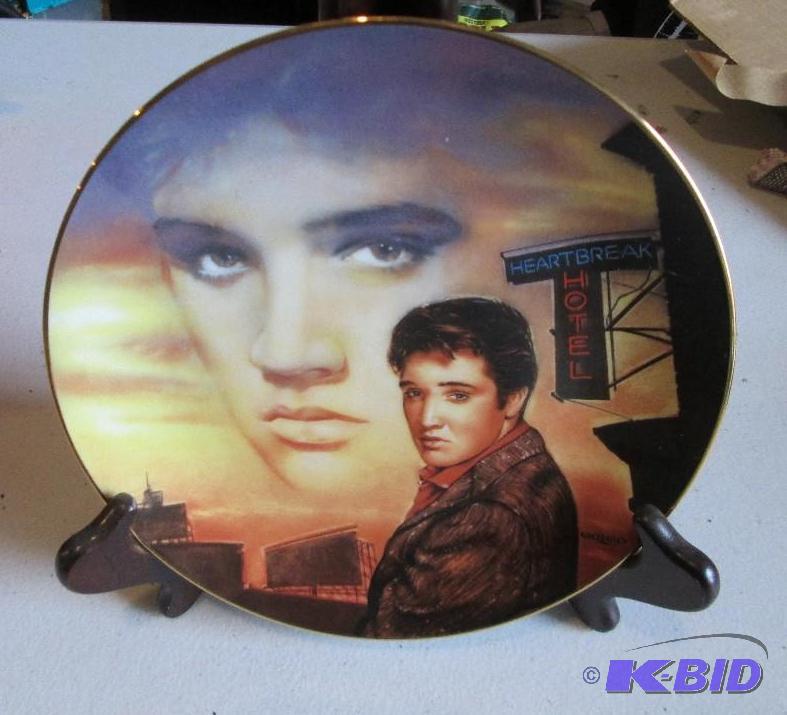 Elvis Presley Heartbreak hotel collector plat...