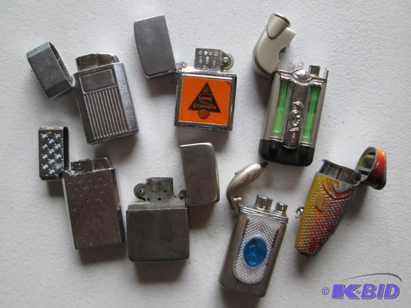 Lot of assorted lighters...