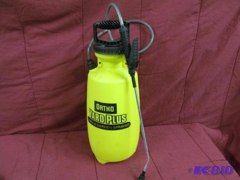 lot 13 image: Sprayer