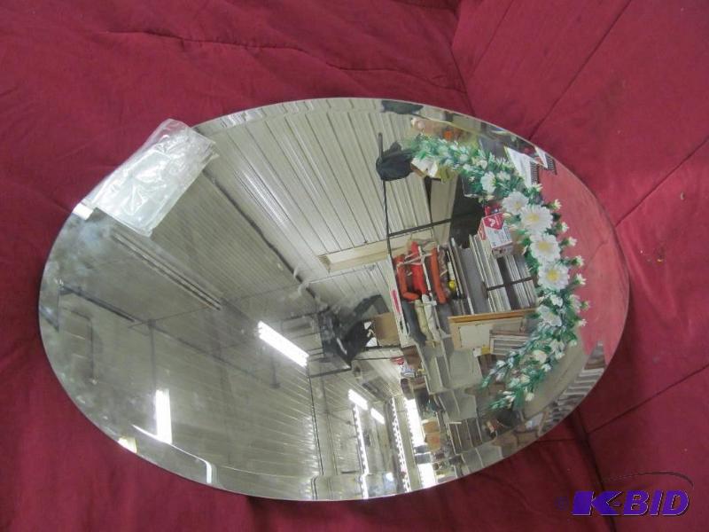 lot 34 image: Mirror