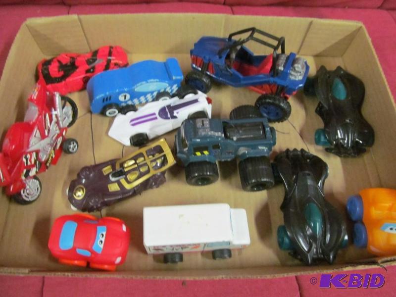 lot 64 image: Toy cars