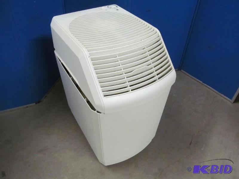 lot 7 image: Humidifer
