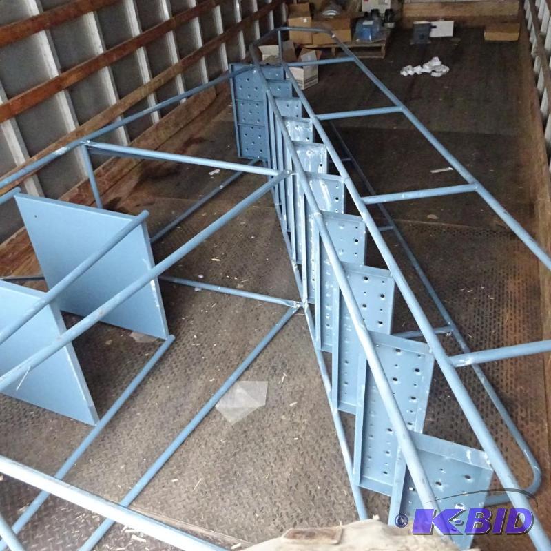 lot 16 image: 9 tall rolling stairs. Good shape....