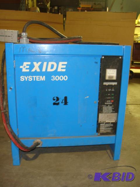 lot 114 image: Exide Battery Charger