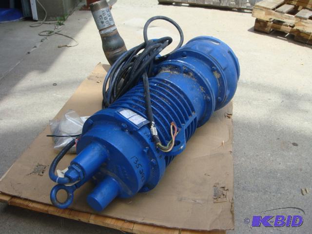 lot 15 image: Weil Sump Pump Model B3933