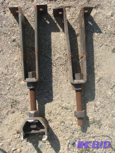 lot 76 image: Lot of 2 Rail Hangers