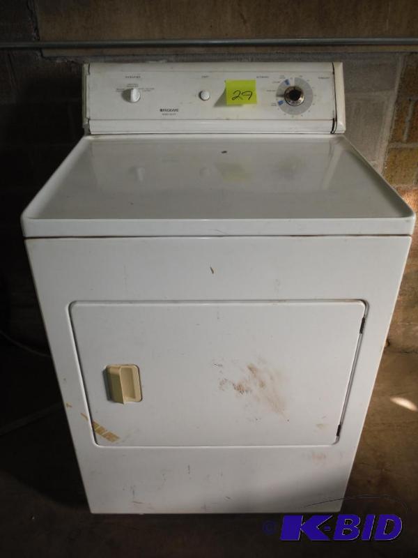 lot 29 image: Frigidaire Electric Dryer