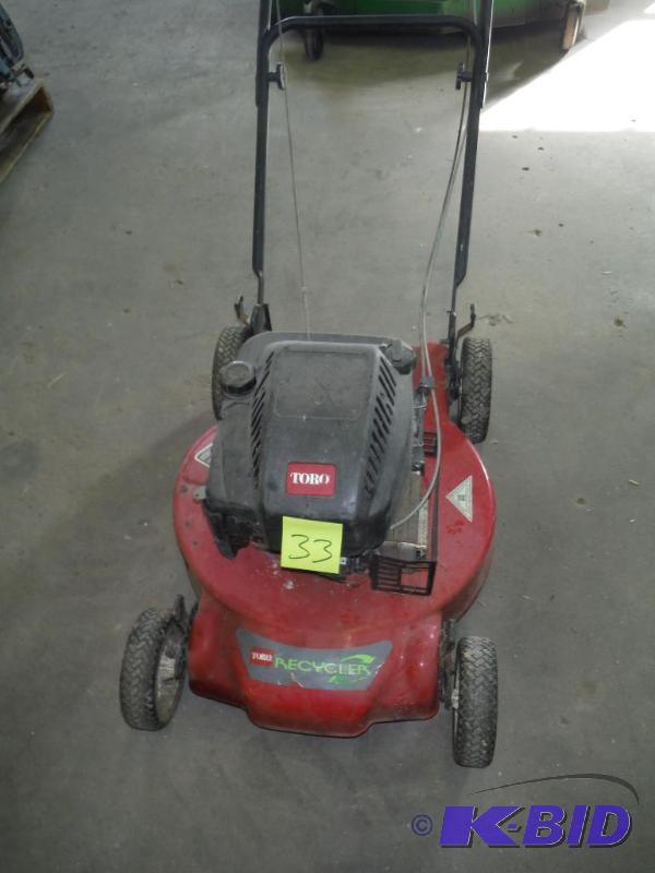 lot 33 image: Toro Recycler Lawn Mower  h.p.