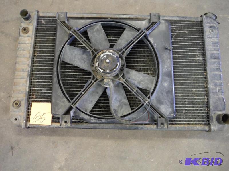 lot 65 image: Radiator and fan for a 86 Monte Carlo