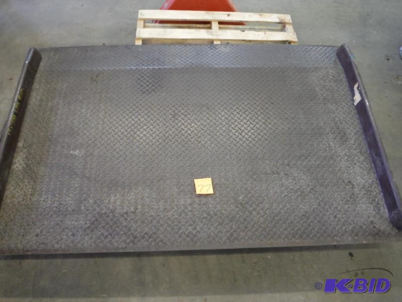 lot 77 image: 15,000 lbs. Dock Plate