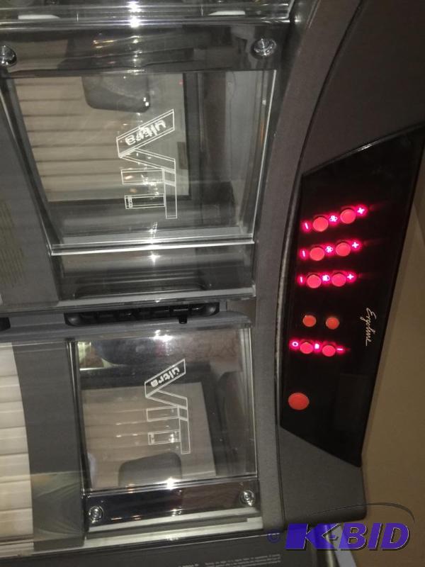 lot 37 image: Ergoline Classic 600 Turbo Power Tanning Bed - Blue