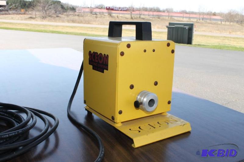 lot 7 image: SCEON Lighting Systems power unit