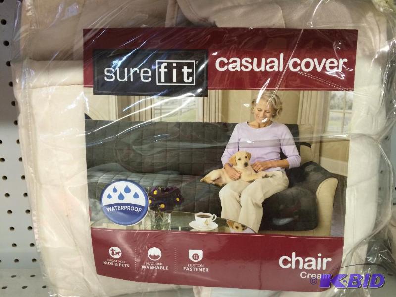 Brand new white chair cover