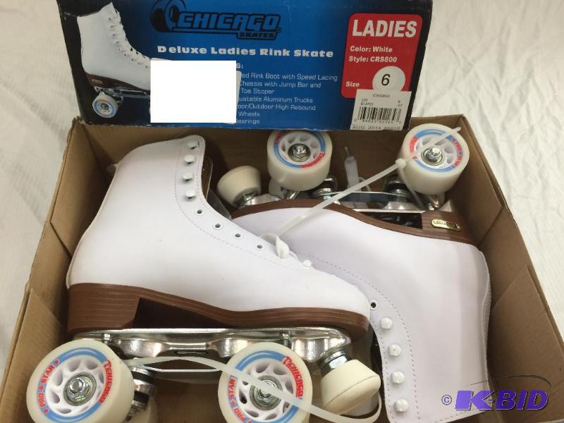 Brand new chicago deluxe ladies rink skate size 6