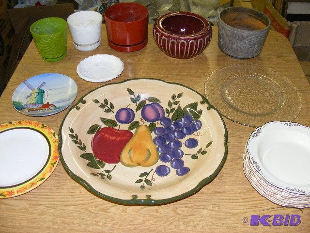 lot of planters and collectible plates