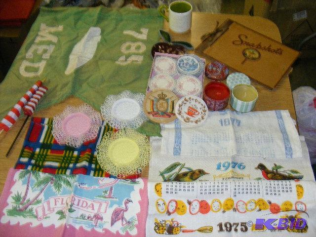 wall hangings and decorative items