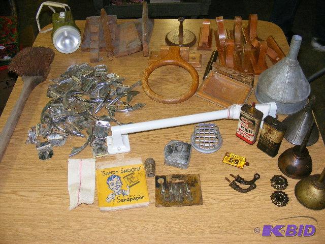 lot of drawer pulls, towel holders, oil cans, etc