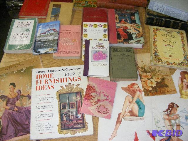 Variety of decorating books and pictures