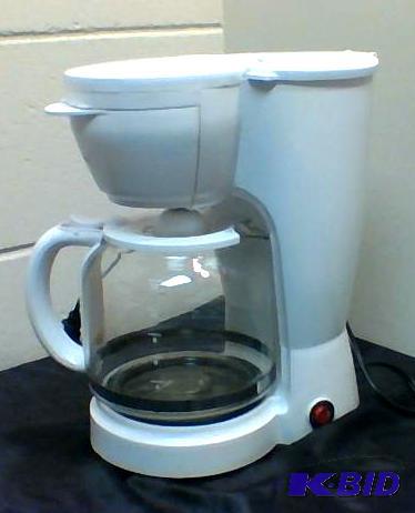 lot 5 image: Rival 12-Cup Coffee Maker, White.  Customer Return.  Used.  Tested Works.