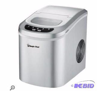lot 8 image: Magic Chef 27 lb. Portable Countertop Ice Maker in Silver.  NIB.  Tested. Works
