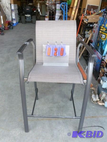Garden oasis outdoor patio chair. Has one bol...
