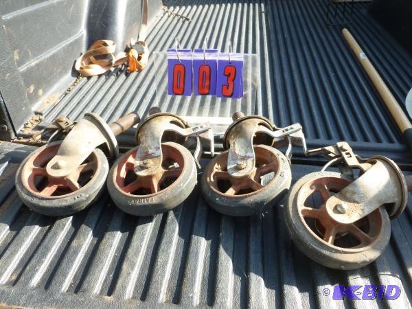 Scaffold casters. Set of 4 locking.Terms. Ins...