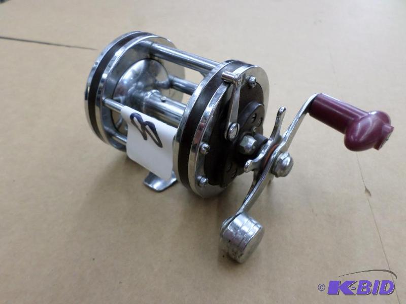 Unmarked Bait Caster Reel...
