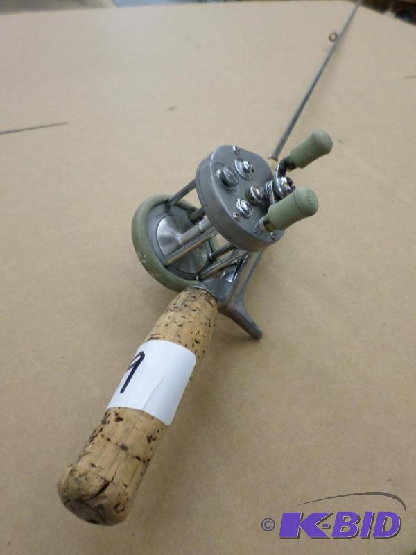 Vintage Steel Casting Rod With Pflueger Supre...