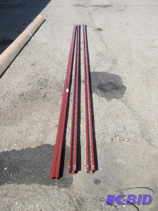 lot 106 image: 3 pieces of aluminum channel...