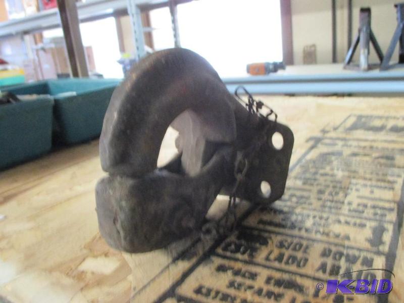 lot 13 image: Bolt on clevis hitch...