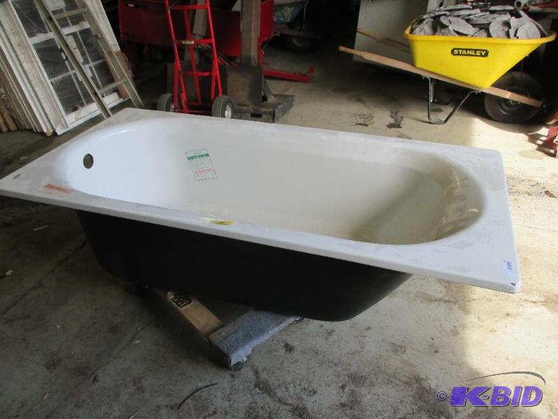 lot 131 image: New American standard tub...