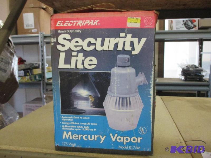 lot 19 image: New security light...