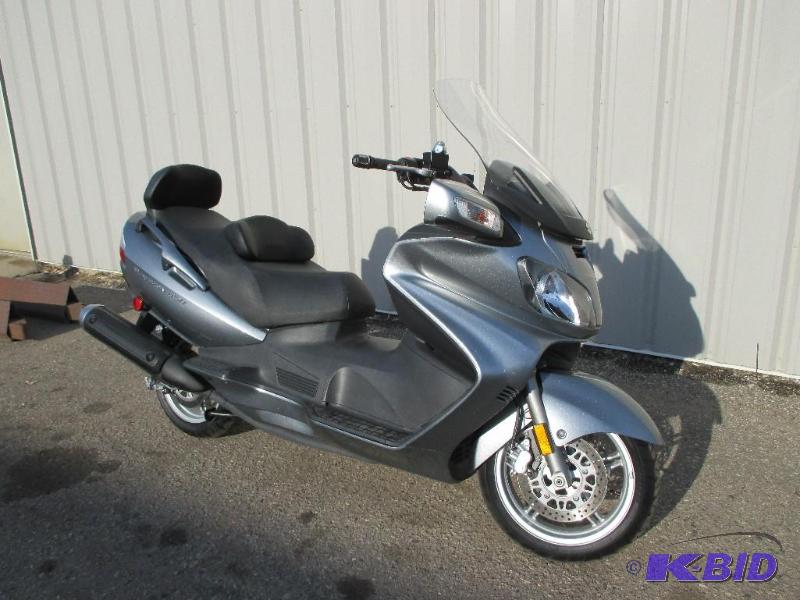 lot 2 image: Year 2006 Make Suzuki Model Burgman 650 Ve...