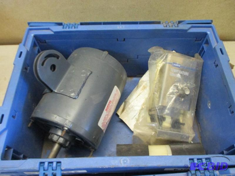 lot 62 image: tote with motor and new temperature control...