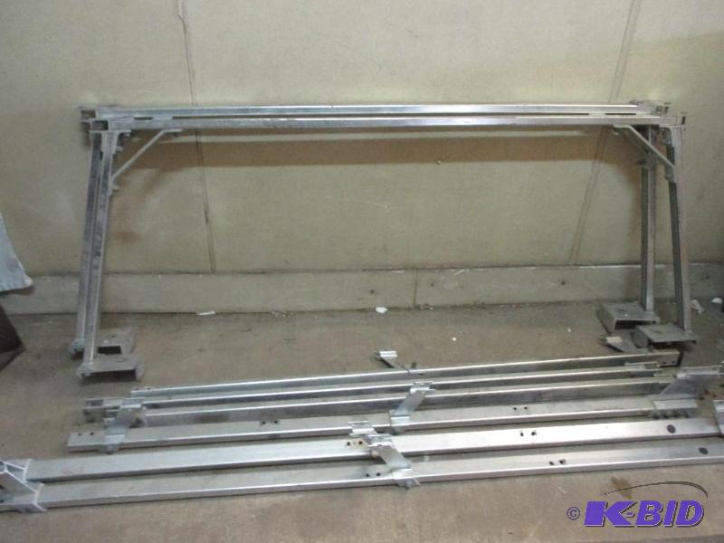 lot 76 image: Hauler rack aluminum ladder truck ladder rack...