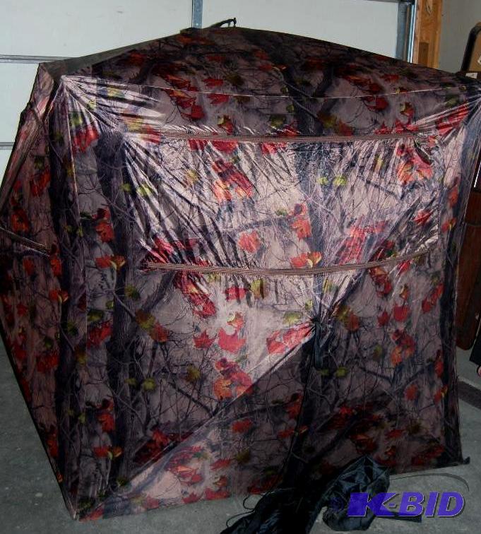 lot 15 image: Five Hub Ground Blind, scent containing, 150D...