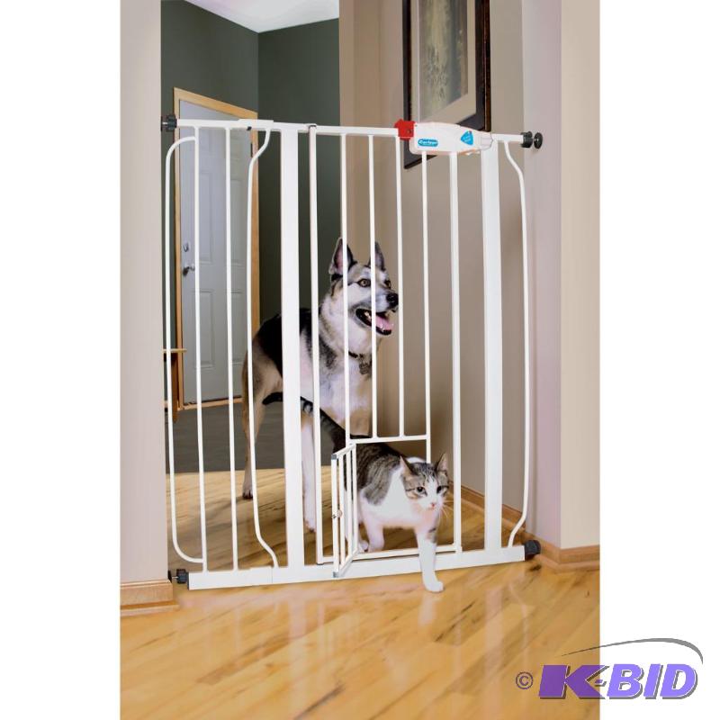 lot 24 image: Pair of (2)Carlson Pet Products Extra Tall Pe...
