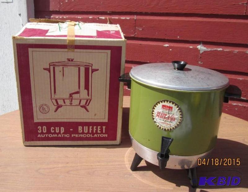 lot 11 image: 30 cup buffet automatic percolator...