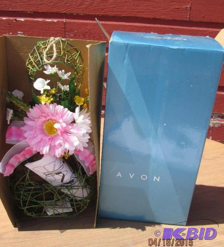 lot 15 image: Angel Wreath couronne ange...